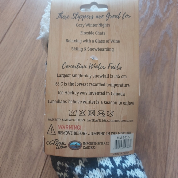 2/$15 NWT Northern Comfort by River Wear Slippers with ABS Sole - Picture 2 of 2